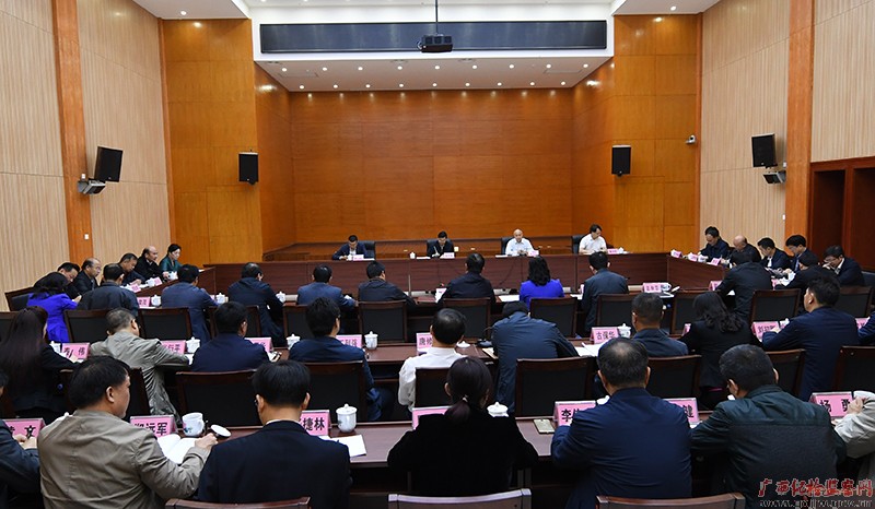 房灵敏到桂林市开展学习贯彻党的十九大精神专题调研