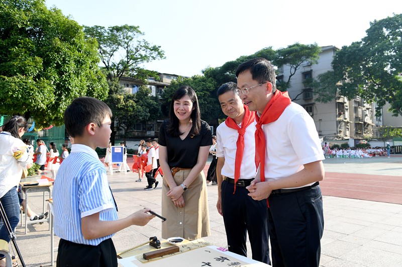 桂林:开展“廉政文化进校园”活动