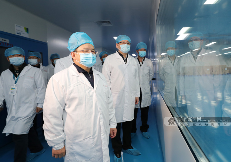 鹿心社:持续打好疫情防控阻击战 统筹推动经济社会平稳健康发展